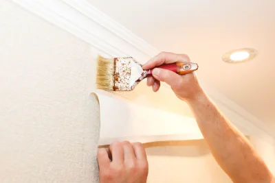 Pose de papier peint à Précy — revêtements muraux et toiles de verre